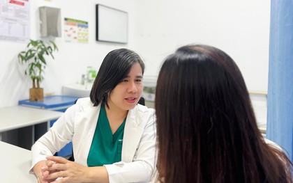 20 năm không mặc được quần áo mình thích, người phụ nữ vỡ òa sau ca phẫu thuật