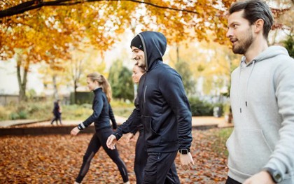 3 cách biến đi bộ thành bài tập đốt mỡ hiệu quả hơn: Không cần đến phòng gym