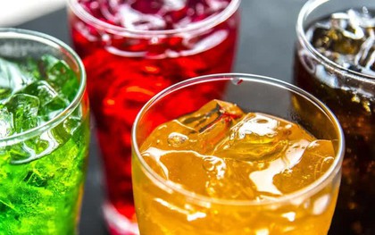 Người đàn ông 32 tuổi nhập viện sau thời gian dài uống loại nước "quốc dân" mỗi ngày