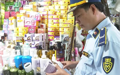 Tiêu hủy hàng nghìn sản phẩm gắn nhãn mác ngoại nhập