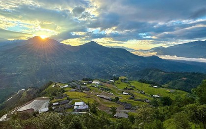 Việt Nam có 1 nơi mệnh danh "thiên đường xám", được "Oscar du lịch thế giới" vinh danh, góp phần mang về hơn 10.000 tỷ đồng/năm cho địa phương