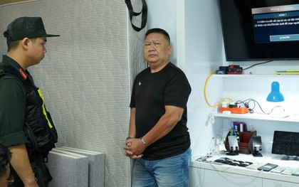 Từ số tiền hơn 1.000 tỷ đồng, công an đồng loạt khám xét khẩn cấp 8 địa điểm, bắt 13 đối tượng