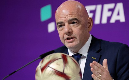 Yêu cầu điều tra Chủ tịch FIFA