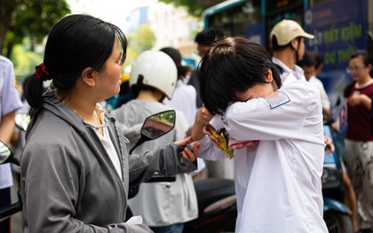 Các phụ huynh có con thi vào lớp 10 ơi, nghe Thông tin Chính phủ khuyên đi: "Cuộc đời không chỉ có duy nhất một con đường"