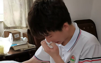 Nam sinh Trung Quốc là thủ khoa toàn quận vẫn trượt nguyện vọng 1, nhà trường khẳng định: "Lỗi thuộc về 1 bên khác"