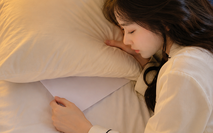 Lý do nên đặt một tờ giấy A4 dưới gối trước khi đi ngủ