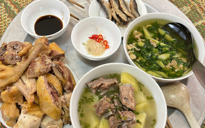 Vì sao không nên gắp thẳng thức ăn từ đĩa đưa vào miệng?