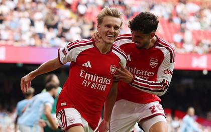 Arsenal thắng Man City 3-0, giành Siêu cúp Anh