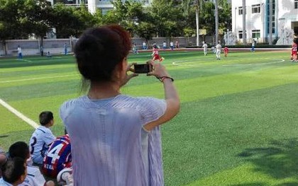 Phát hiện thú vị về những phụ huynh thường xuyên "khoe" con trên mạng xã hội!