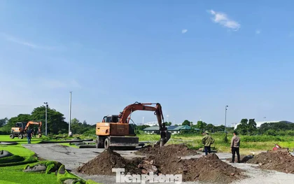 Hà Nội: Cưỡng chế 3 sân bóng xây dựng trên đất nông nghiệp