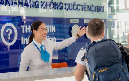 6 du khách Phillipines bị hủy chuyến bay lúc 1h45 sáng, nhân viên tại cảng HKQT Nội Bài có quyết định bất ngờ