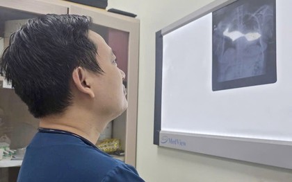 Vợ bệnh nhân xin bác sĩ cách điều trị ung thư 'nhanh nhất, tốt nhất, rẻ nhất'