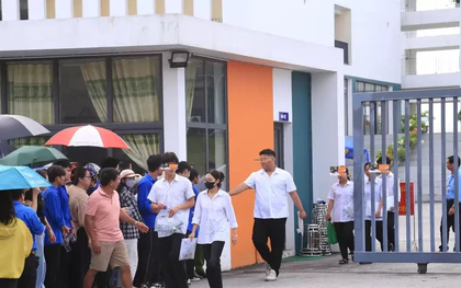 Điểm thi Toán của học sinh chuyên Tuyên Quang "tụt dốc", chuyên gia nói gì?
