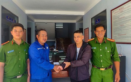 Thực hiện giao dịch chuyển khoản 30 triệu đồng cho vợ, ngay hôm sau người đàn ông SN 1992 báo Công an