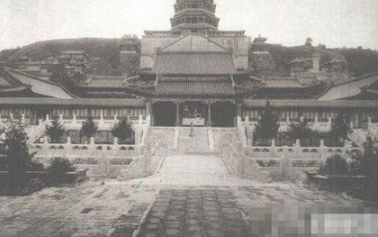 Đang xây tháp 9 tầng, vua Càn Long bất ngờ ra lệnh dừng: 8 chữ bí ẩn dưới lòng đất khiến hoàng đế sợ hãi
