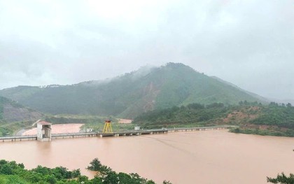 Lạng Sơn mưa lũ dồn dập, hồ Bản Lải mở 3 cửa xả sâu