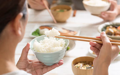 Tiểu đường "rất sợ" những ai ăn tối kiểu này