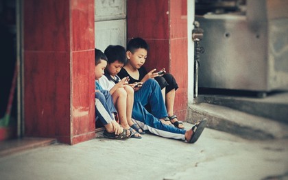 Con một có thật sự cô đơn, ích kỷ hơn? Nghiên cứu kéo dài nhiều thập kỷ đưa ra câu trả lời bất ngờ