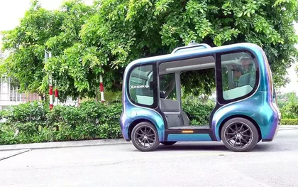 Hà Nội thử nghiệm xe buýt tự hành, robot giao hàng tự động