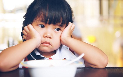 Khoa học não bộ cảnh báo: 4 câu cửa miệng của cha mẹ đang khiến não bộ trẻ "đóng lại", sau 12 tuổi rất khó bù đắp