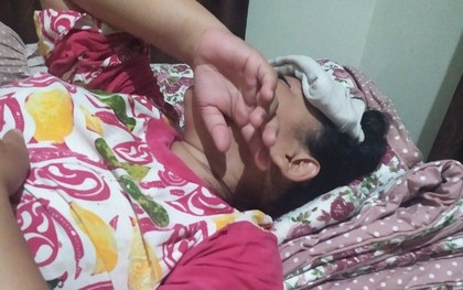 Người phụ nữ 60 tuổi bất ngờ phát hiện nhiễm HIV, bật khóc: "Mùa thu ai chẳng ngứa da"