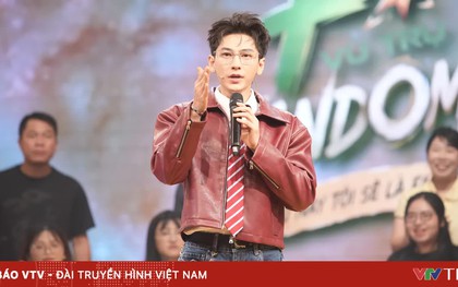 Isaac đặt mục tiêu hát cho tới khi chống gậy bước lên sân khấu cùng người hâm mộ