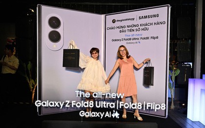 Thế Giới Di Động biến ngày nhận Galaxy Z8 thành trải nghiệm đặc biệt: Sáng giao máy bằng mô tô, tối tiệc tối siêu VIP