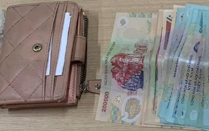 Phát hiện 4.000.000 đồng cùng 1 nhẫn vàng nằm chơ vơ ở Khu du lịch Tam Đảo, công an liên hệ Trần Minh Đức SN 1991 để xác minh