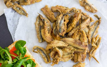 Loại cá nhỏ bé nhưng chứa cả "kho" omega-3 và chất sắt: Chợ Việt bán nhiều còn rẻ