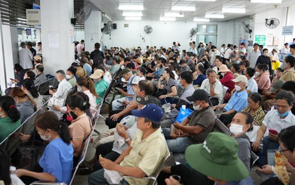 Cận cảnh Bệnh viện Chợ Rẫy những ngày bệnh nhân tăng cao đột biến