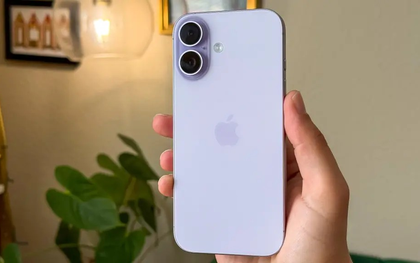 Apple tung ra điện thoại gập trị giá cả trăm triệu nhưng thứ được quan tâm hơn cả lại là iPhone 18 đâu rồi?
