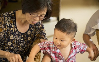 6 dấu hiệu cho thấy một đứa trẻ được ông bà yêu thương và chăm sóc đúng cách