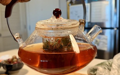 Uống trà kiểu này trong 2 tuần, người đàn ông 60 tuổi suýt tử vong vì tăng kali máu cấp tính
