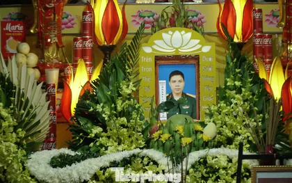 Bộ Quốc phòng truy thăng quân hàm vượt cấp lên Trung tá đối với Thiếu tá Trần Văn Tùng