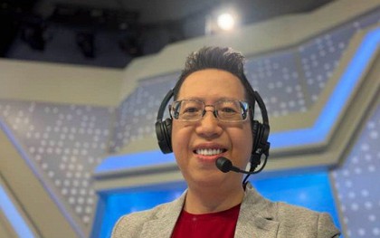 Phát hiện 1 BTV của VTV là con trai của Giáo sư Toán học: 20 năm trước là thủ khoa toàn quốc, nổi tiếng rồi vẫn đam mê dạy học
