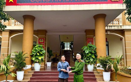 Ngày 14/9, dù trời mưa, một người phụ nữ vẫn kiên trì đến công an trình báo sự việc: Tài khoản MB được chuyển 3.000.000 đồng