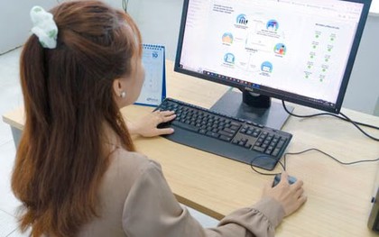 Nữ nhân viên xin nghỉ phép trước nửa tháng để giỗ bố, quản lý từ chối với lý do thiếu nhân sự: Bộ Nội vụ trả lời