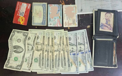 Phát hiện chiếc ví chứa gần 400 USD và loạt giấy tờ tiếng nước ngoài, Công an vào cuộc xác minh