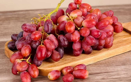 Người lớn tuổi nên ưu tiên những loại trái cây nào trong thực đơn hằng ngày?