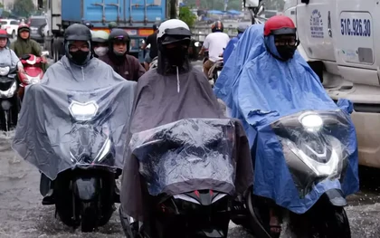 Lo ngại mưa lớn, một hiệu trưởng nhắn phụ huynh cho con ở nhà