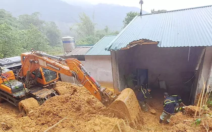 Vụ 3 người bị vùi lấp do sạt lở ở Phú Thọ: Khi đất đá tràn xuống, không ai hay biết