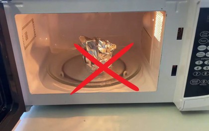 Cảnh báo những ai đang dùng lò vi sóng: Có 3 lỗi nhiều gia đình Việt đang mắc phải