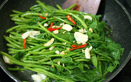 Từng bị coi là “thức ăn bỏ đi”, rau khoai lang nay được săn lùng vì loạt giá trị dinh dưỡng bất ngờ