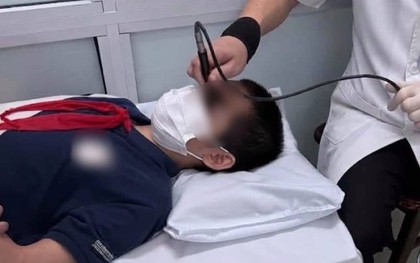Nhìn hình ảnh nam sinh 13 tuổi ở Hà Nội, tim người mẹ như tôi nhói đau: Có những kỹ năng tưởng nhỏ nhưng bỏ qua có thể tác hại vô cùng