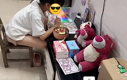 Bức ảnh này khiến nhiều phụ huynh và chuyên gia phải lên tiếng cảnh báo!
