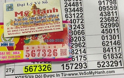 Mua vé số khi đang trông cháu, bà ngoại ở TP.HCM nhận tin bất ngờ