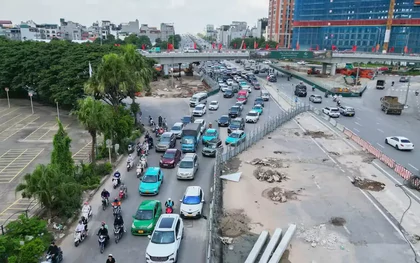 Hà Nội điều chỉnh giao thông trên đường Cổ Linh để thi công hầm chui