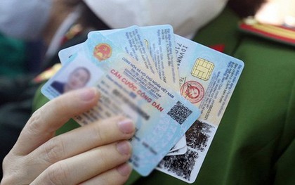 Từ nay đến 31/12/2026: Người sinh vào 3 năm sau buộc phải đổi thẻ căn cước, nếu không sẽ bị "đóng băng" tài khoản ngân hàng