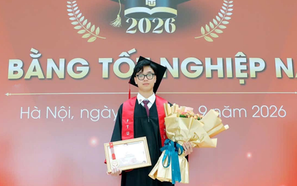 Nam sinh tốt nghiệp Xuất sắc Đại học Ngoại thương, 5 kỳ liên tiếp nhận học bổng