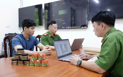 Công an xác minh hơn 1.400 người mua “thuốc chữa khối u” của Nguyễn Văn Tú: Thuốc được bào chế từ thân, lá cây không rõ nguồn gốc